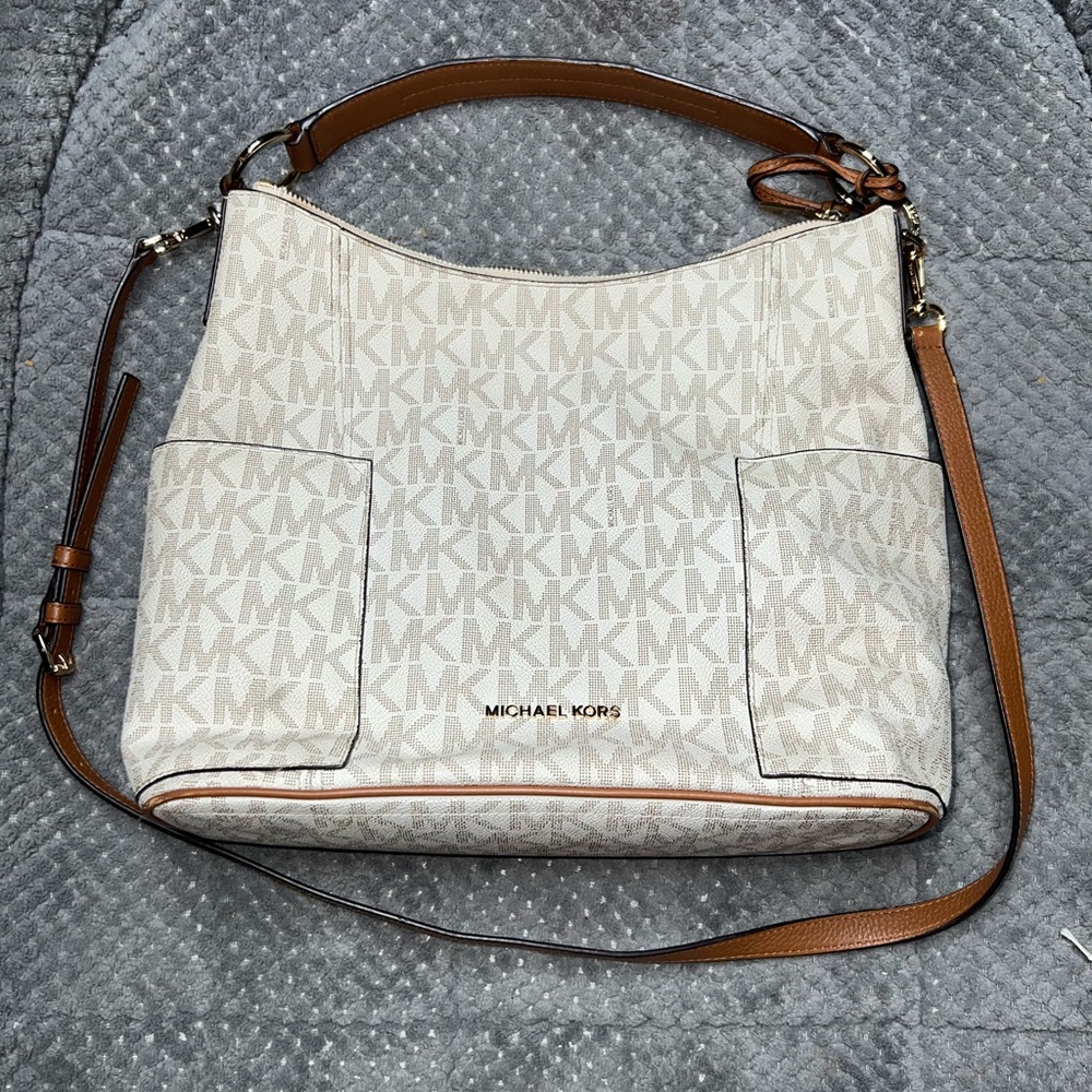 MK HOBO BAG